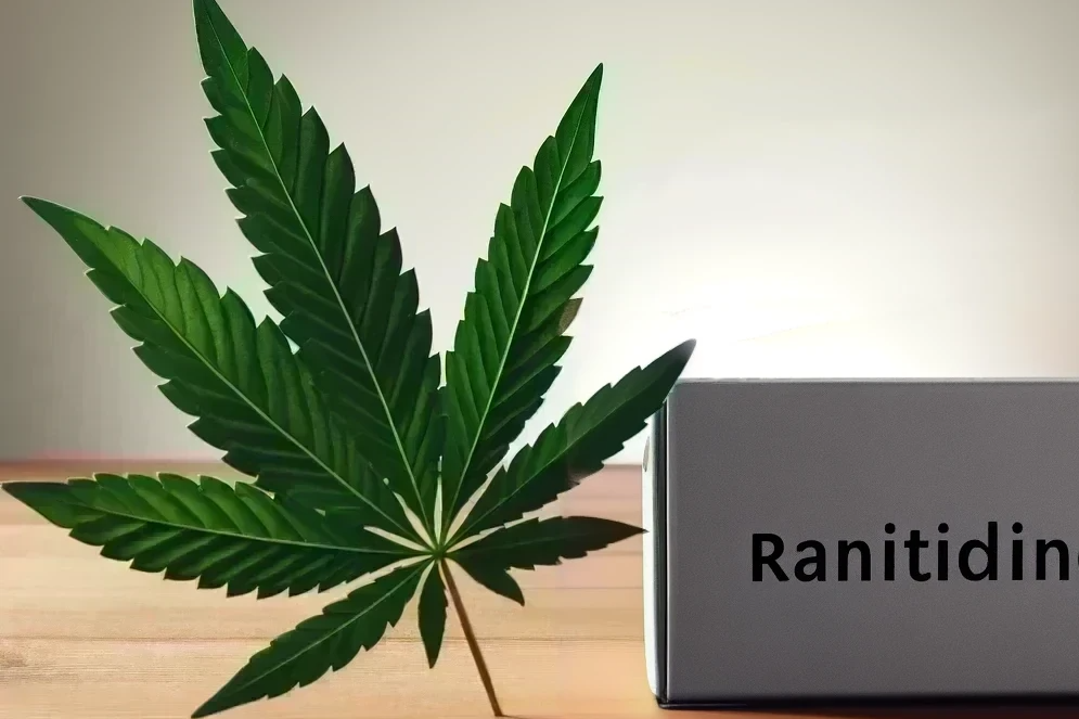 Cannabis e ranitidina (ad es. Zantac, Sostril, Ranitic)